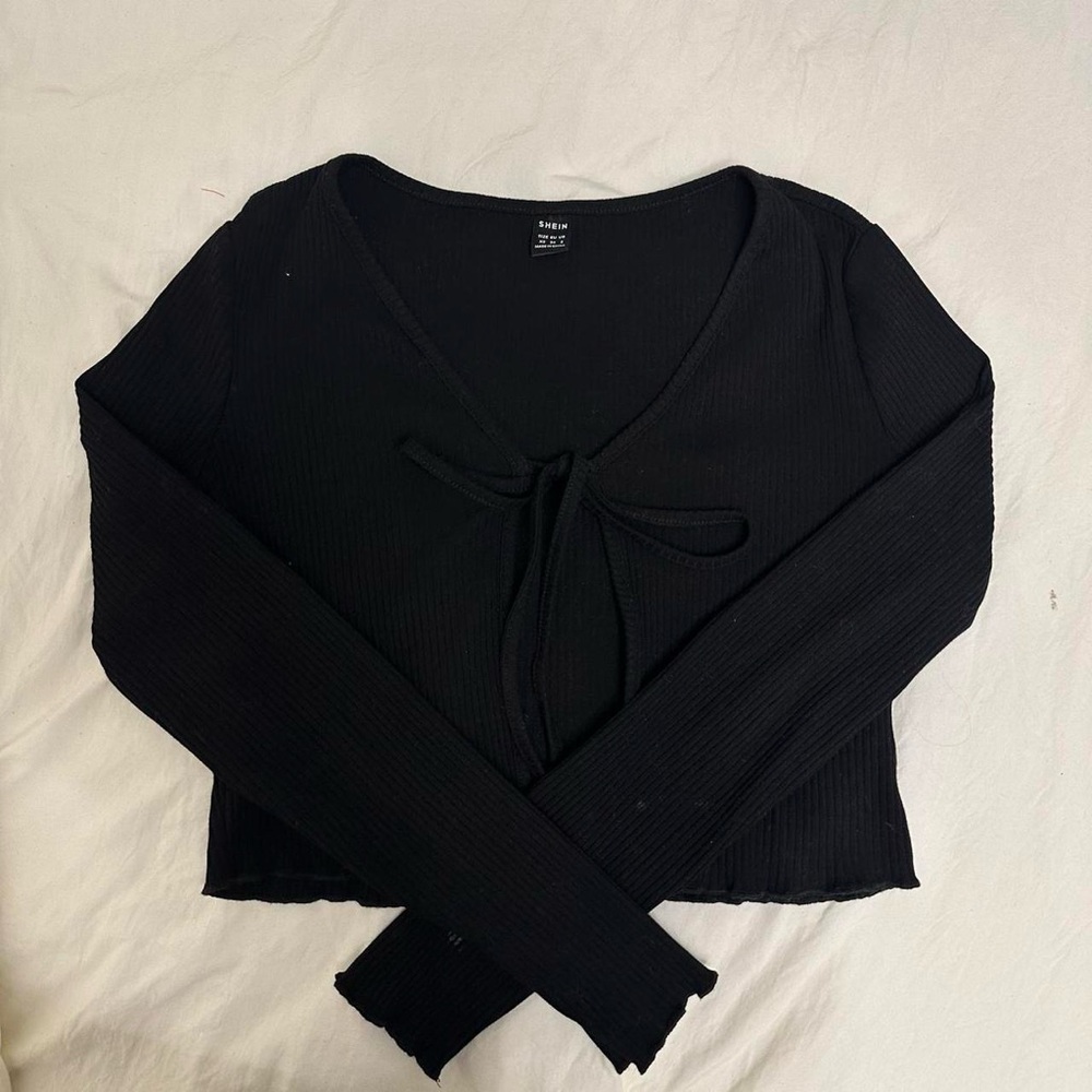 SHEIN Black Ribbed Tie-Front Crop Top